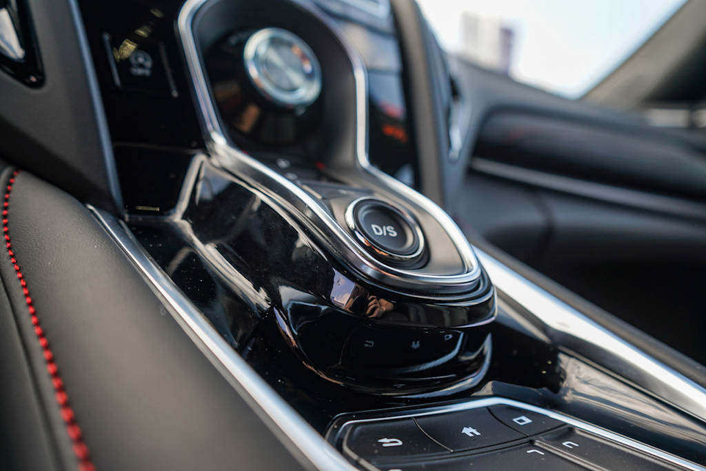 Thumbnail: 2025 Acura RDX - 27