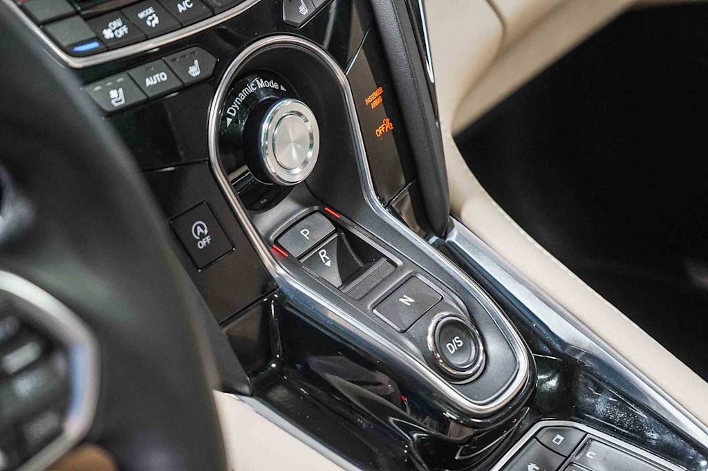 Thumbnail: 2022 Acura RDX - 16