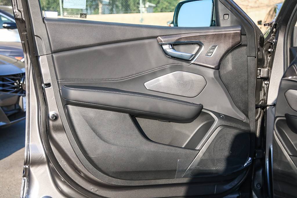 Thumbnail: 2025 Acura RDX - 25