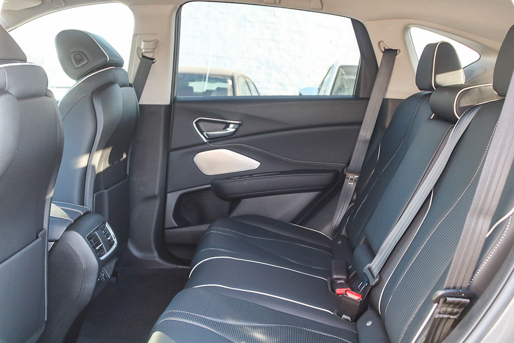 Thumbnail: 2025 Acura RDX - 11