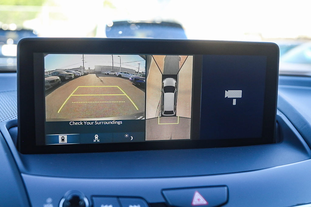 Thumbnail: 2025 Acura RDX - 26