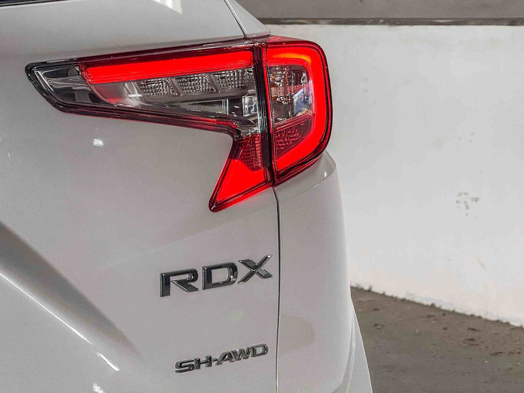 Thumbnail: 2023 Acura RDX - 23
