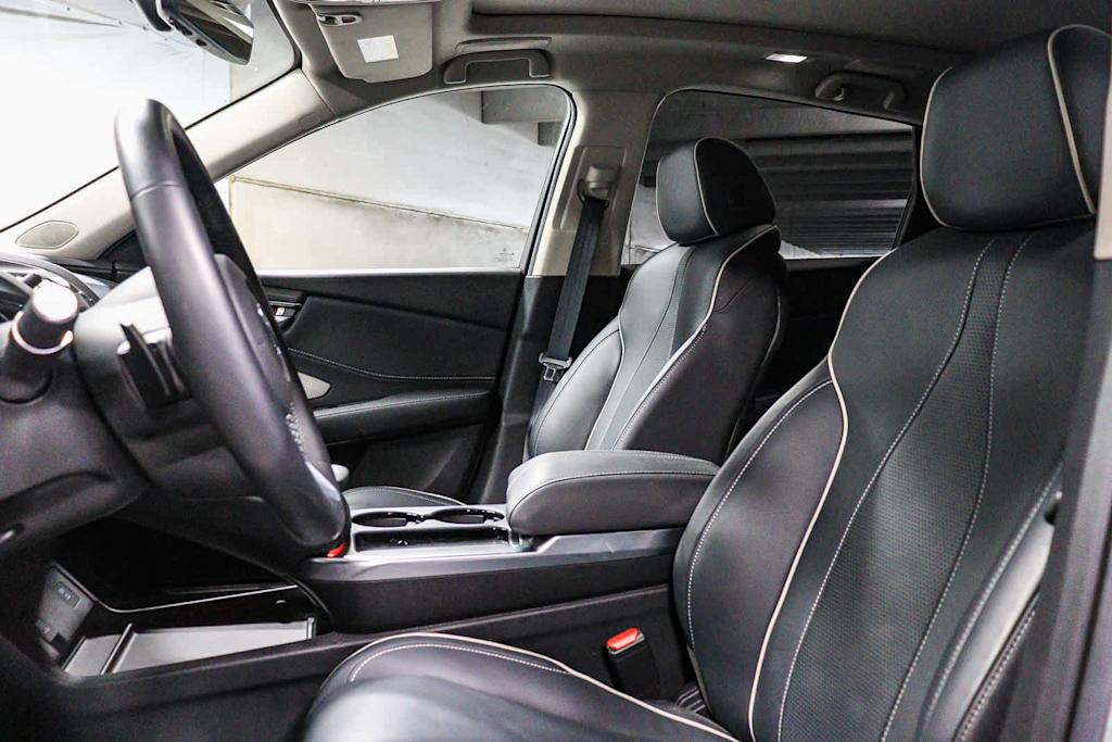 Thumbnail: 2025 Acura RDX - 10
