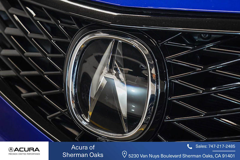 Thumbnail: 2025 Acura RDX - 6