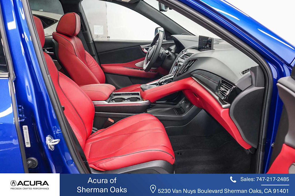 Thumbnail: 2025 Acura RDX - 10