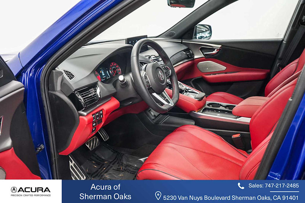 Thumbnail: 2025 Acura RDX - 11