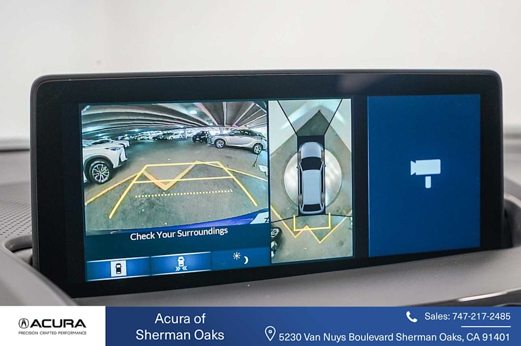 Thumbnail: 2025 Acura RDX - 14