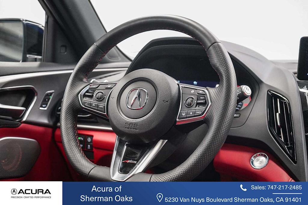 Thumbnail: 2025 Acura RDX - 13