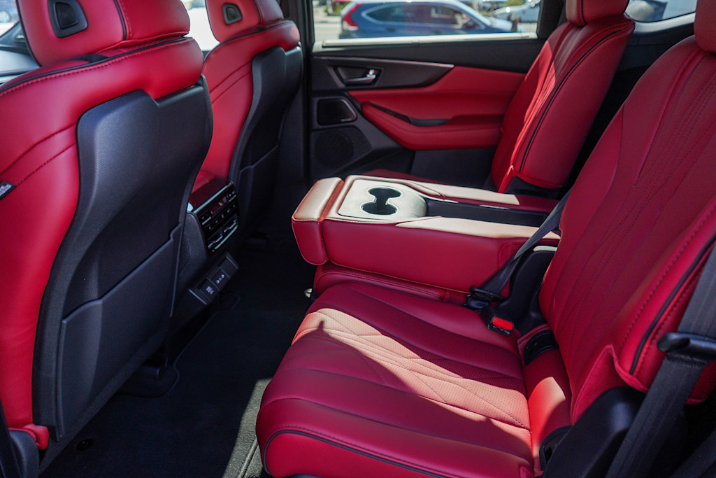 Thumbnail: 2026 Acura MDX - 10