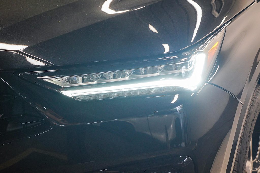2025 Acura MDX Advance 18