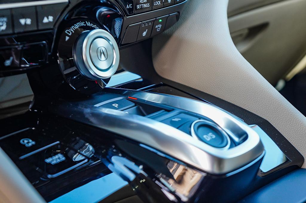 Thumbnail: 2025 Acura MDX - 14
