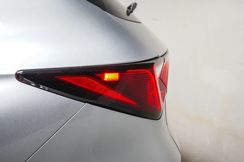 Thumbnail: 2025 Acura MDX - 22