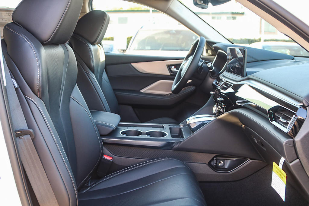 Thumbnail: 2026 Acura MDX - 10