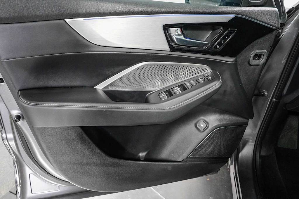Thumbnail: 2024 Acura MDX - 26