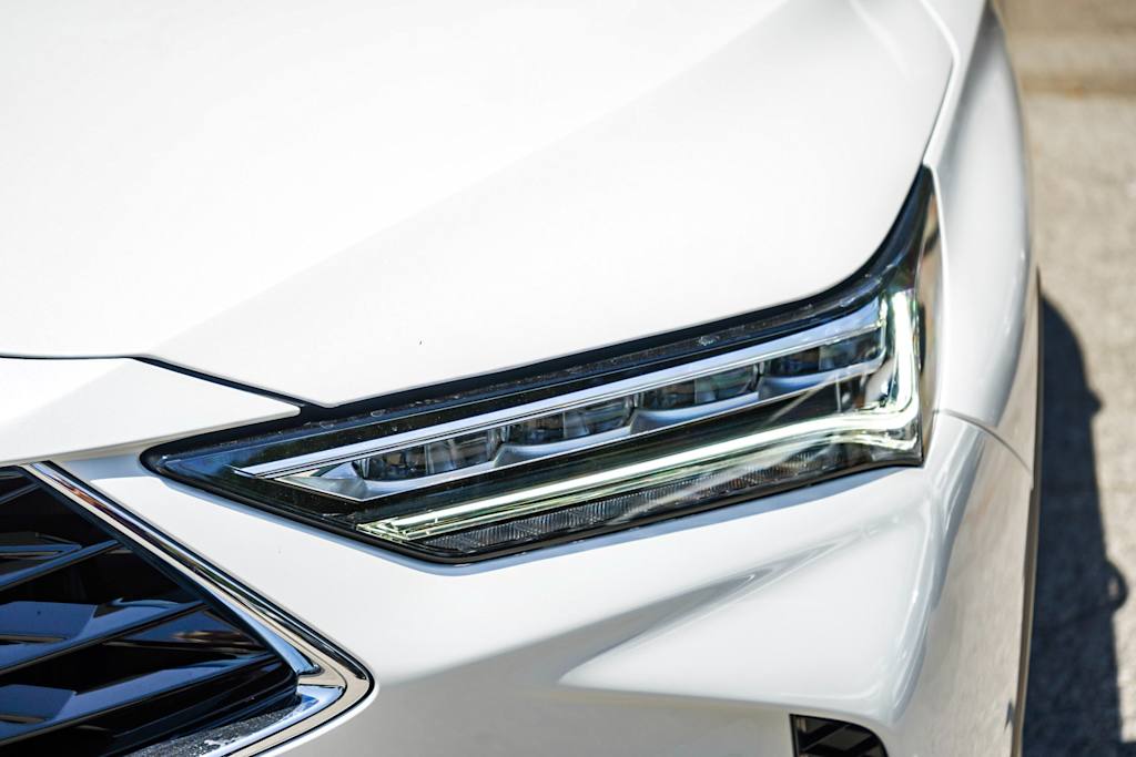 Thumbnail: 2025 Acura MDX - 19