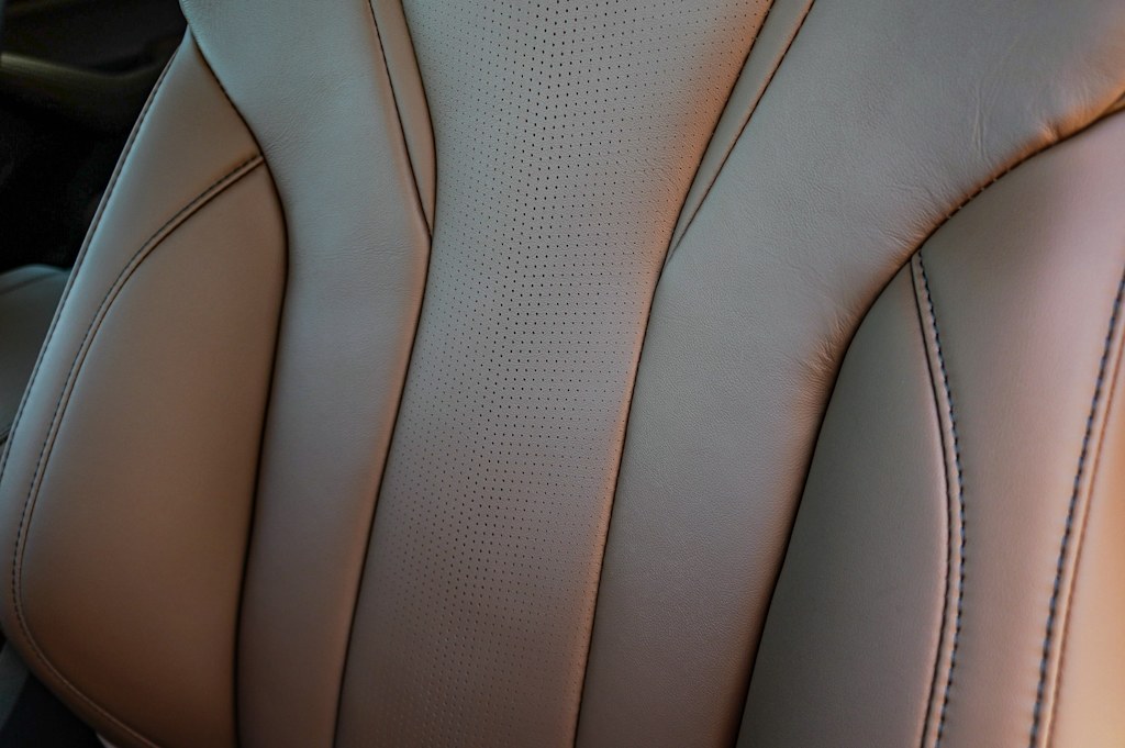 Thumbnail: 2025 Acura MDX - 31