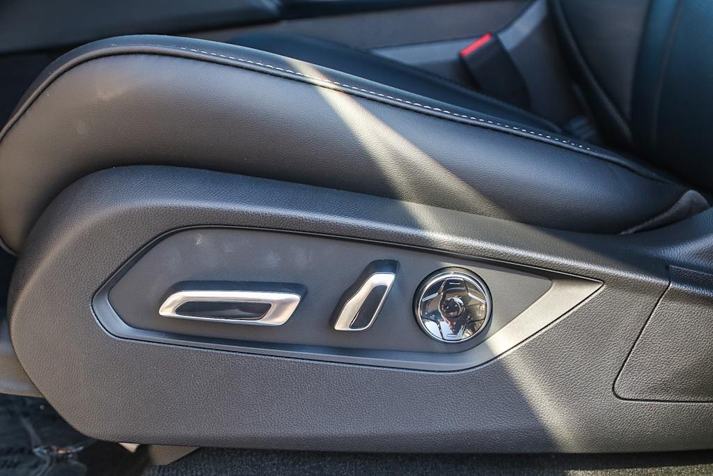 Thumbnail: 2026 Acura MDX - 22