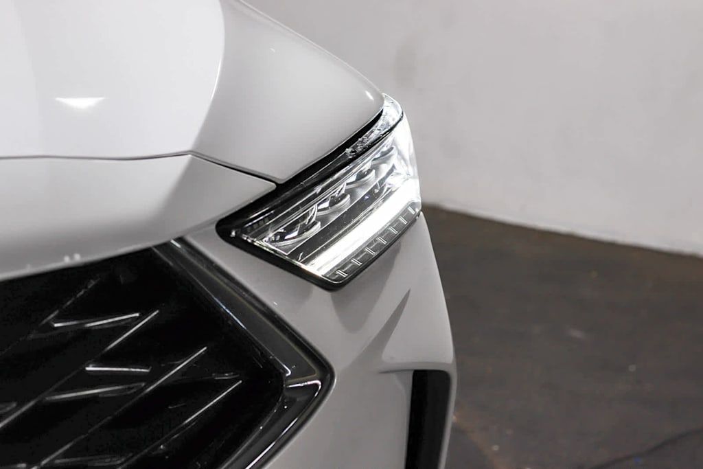 Thumbnail: 2025 Acura MDX - 20