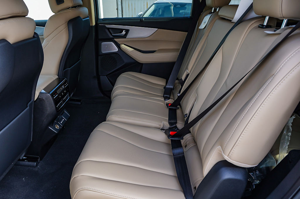 Thumbnail: 2025 Acura MDX - 11