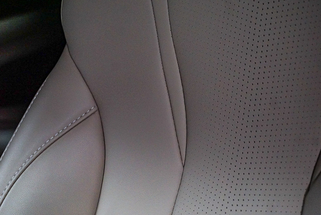 Thumbnail: 2025 Acura MDX - 28