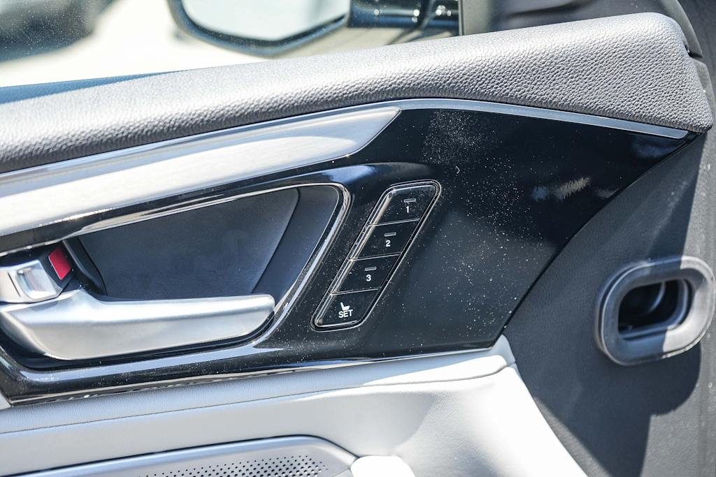 Thumbnail: 2026 Acura MDX - 33