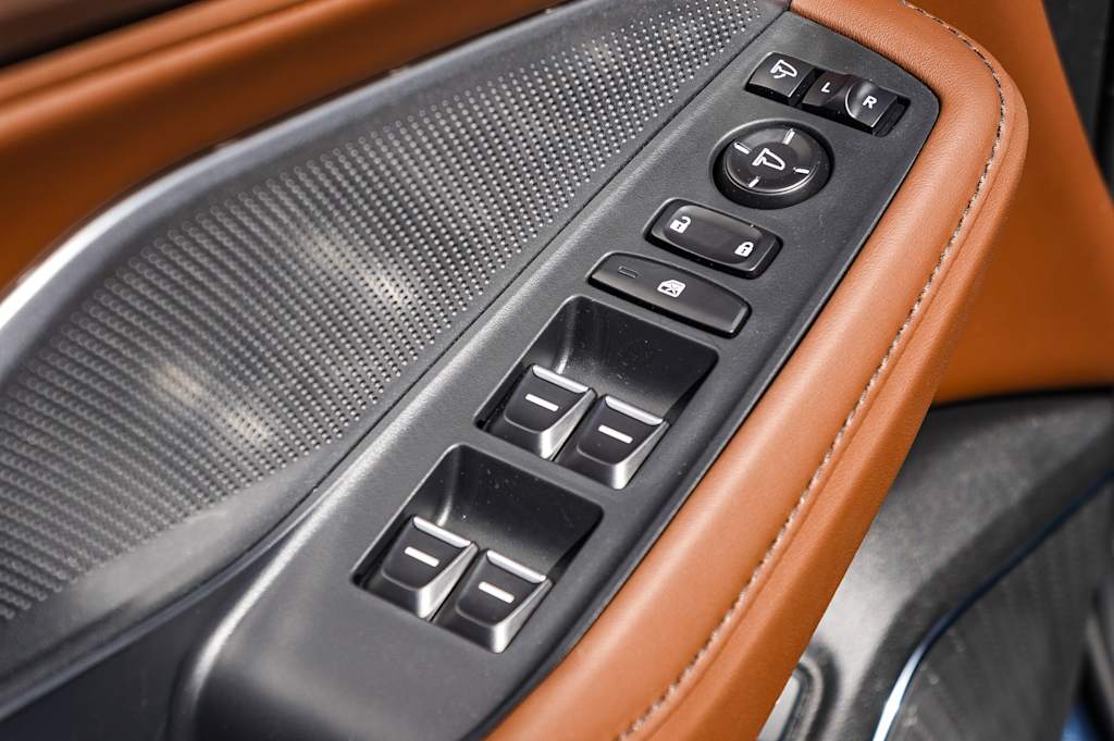 Thumbnail: 2026 Acura MDX - 25