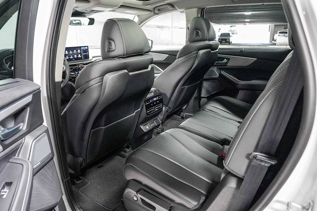 Thumbnail: 2026 Acura MDX - 12