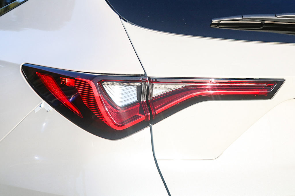 Thumbnail: 2026 Acura MDX - 20