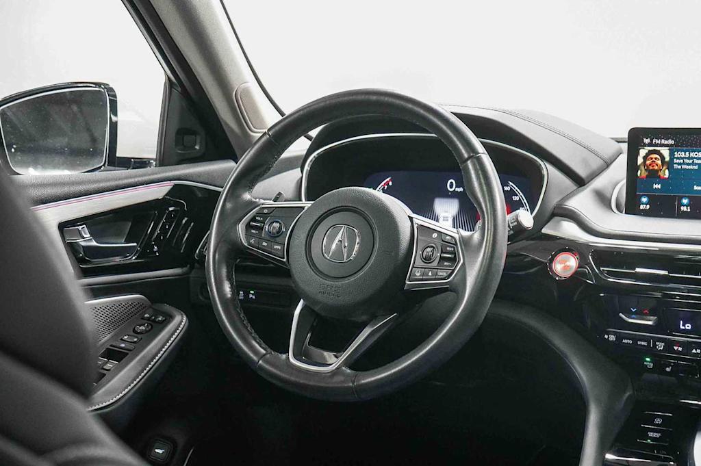 Thumbnail: 2023 Acura MDX - 9
