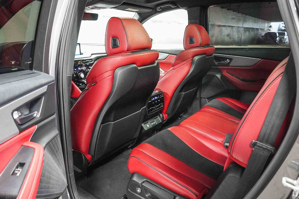 Thumbnail: 2023 Acura MDX - 12