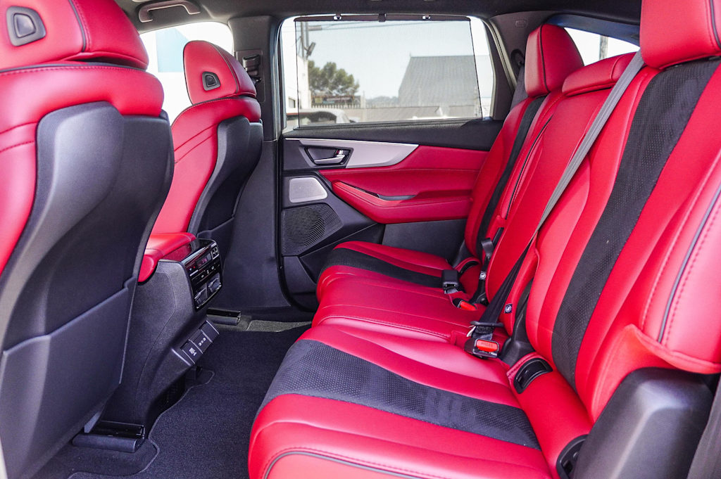 Thumbnail: 2026 Acura MDX - 11