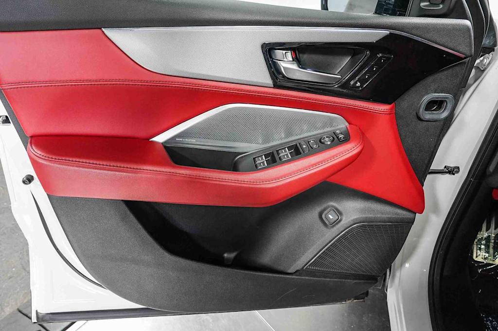 Thumbnail: 2025 Acura MDX - 25