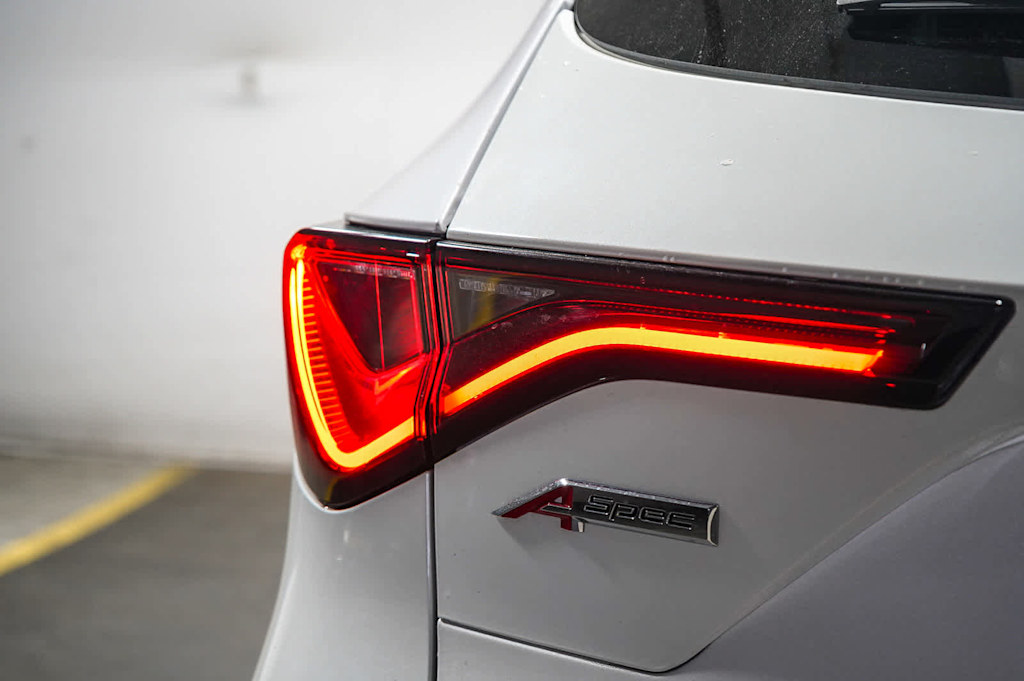 Thumbnail: 2023 Acura MDX - 24