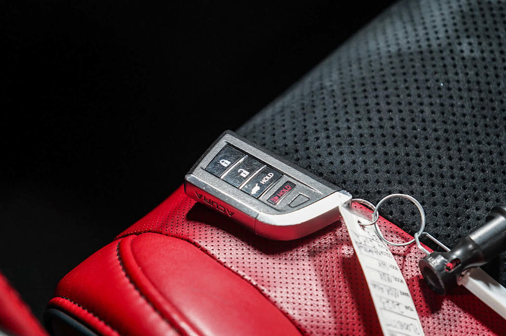 Thumbnail: 2023 Acura MDX - 19