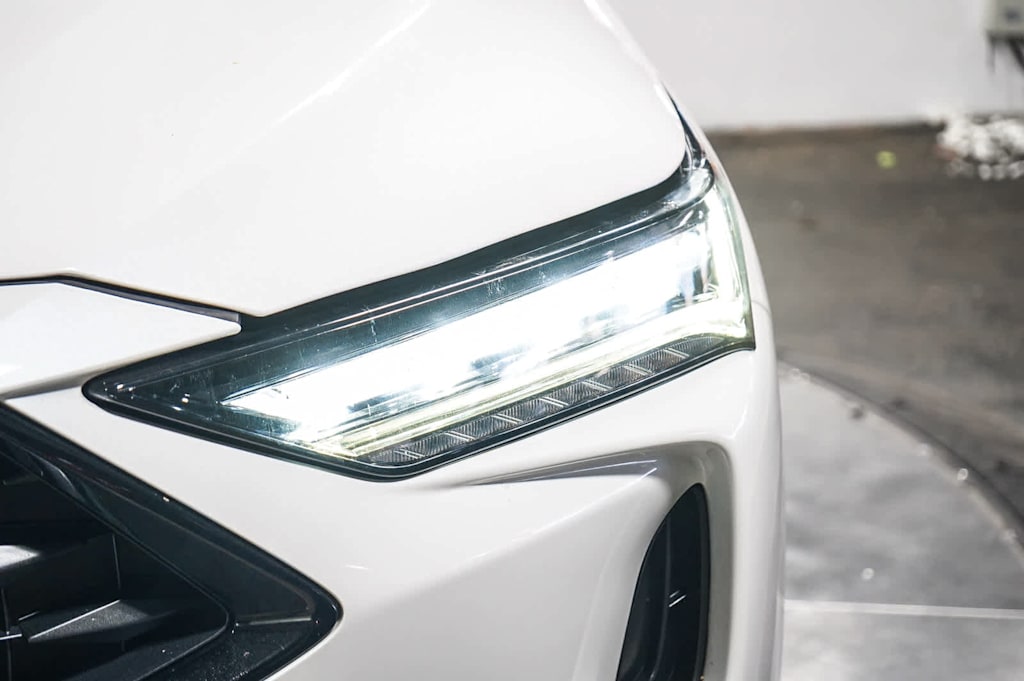 Thumbnail: 2023 Acura MDX - 22