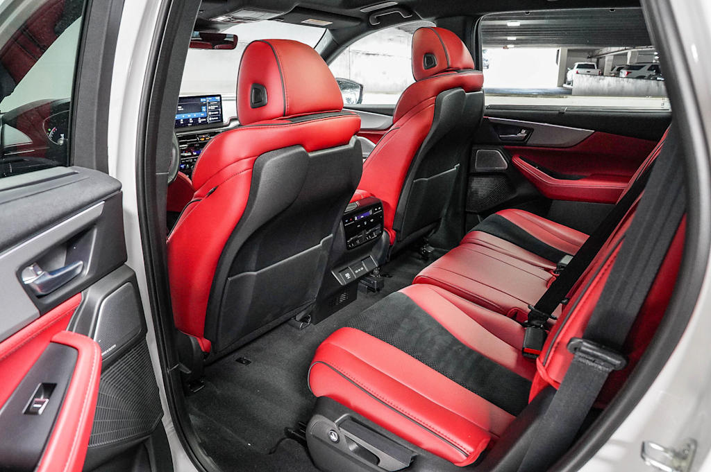 Thumbnail: 2026 Acura MDX - 12