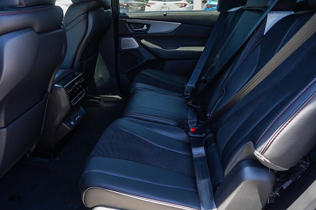 Thumbnail: 2026 Acura MDX - 11