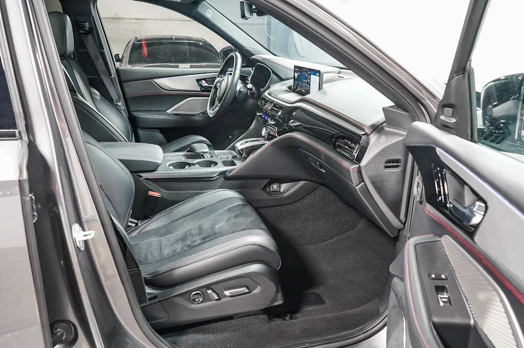 Thumbnail: 2023 Acura MDX - 10
