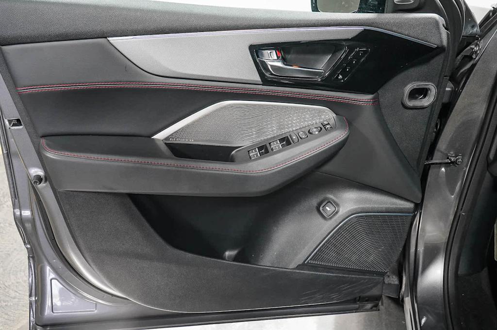 Thumbnail: 2023 Acura MDX - 26