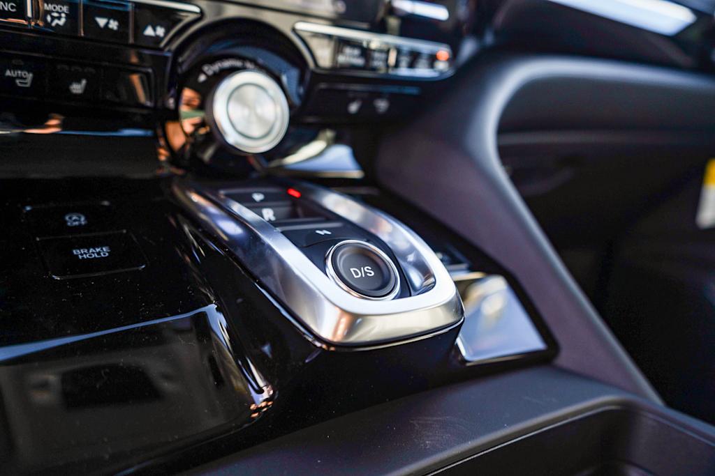 Thumbnail: 2026 Acura MDX - 26