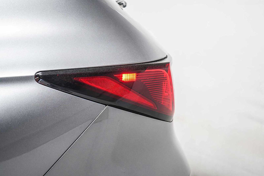 Thumbnail: 2025 Acura MDX - 19