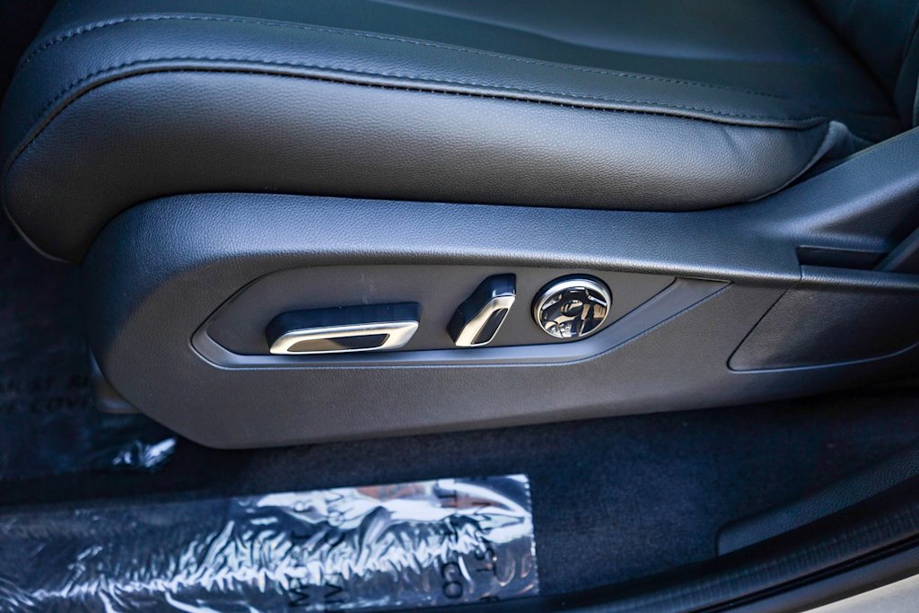 Thumbnail: 2026 Acura MDX - 25