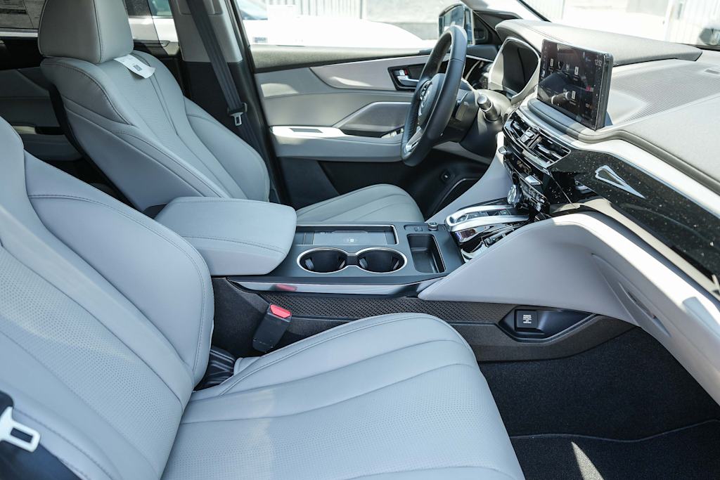 Thumbnail: 2026 Acura MDX - 9