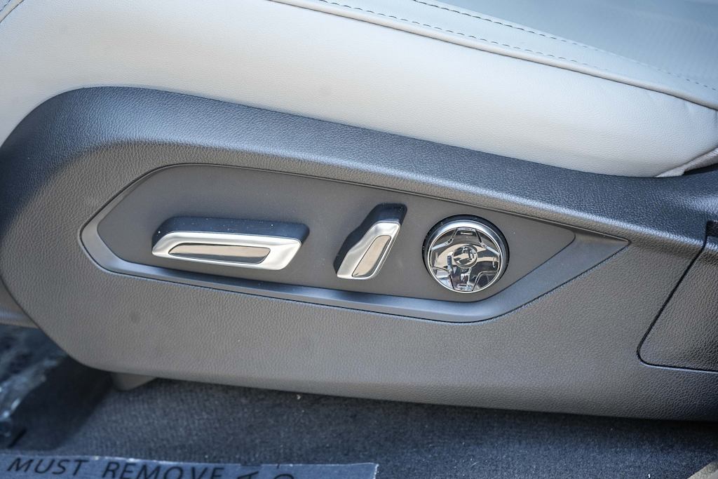 Thumbnail: 2026 Acura MDX - 32