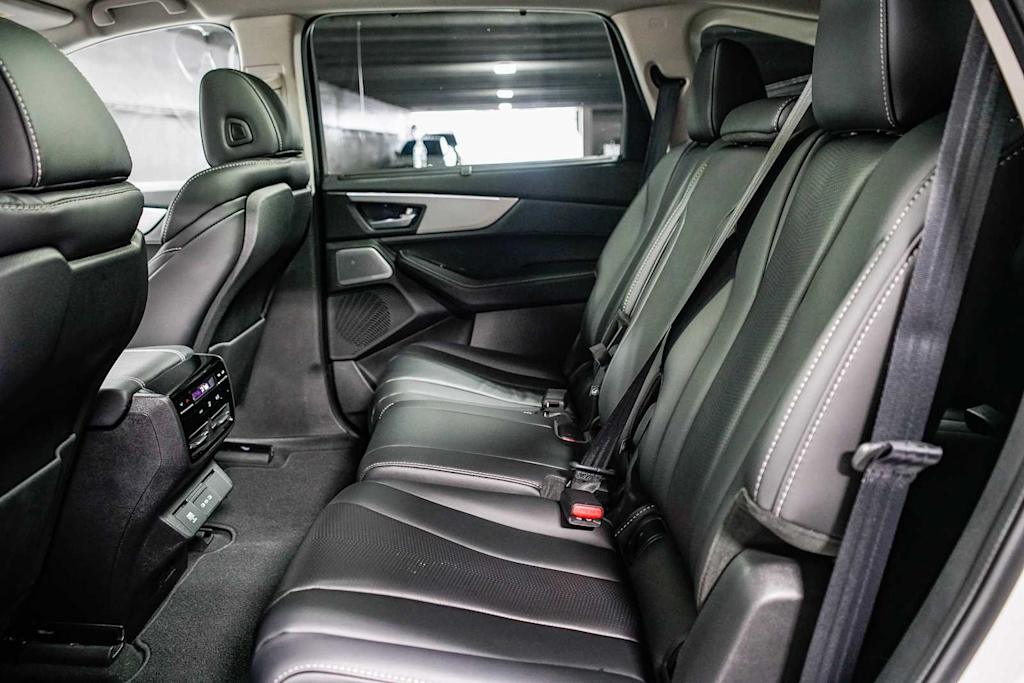 Thumbnail: 2025 Acura MDX - 12