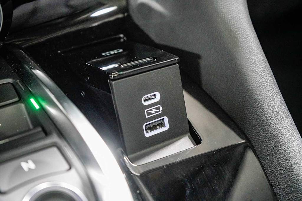 Thumbnail: 2025 Acura MDX - 27