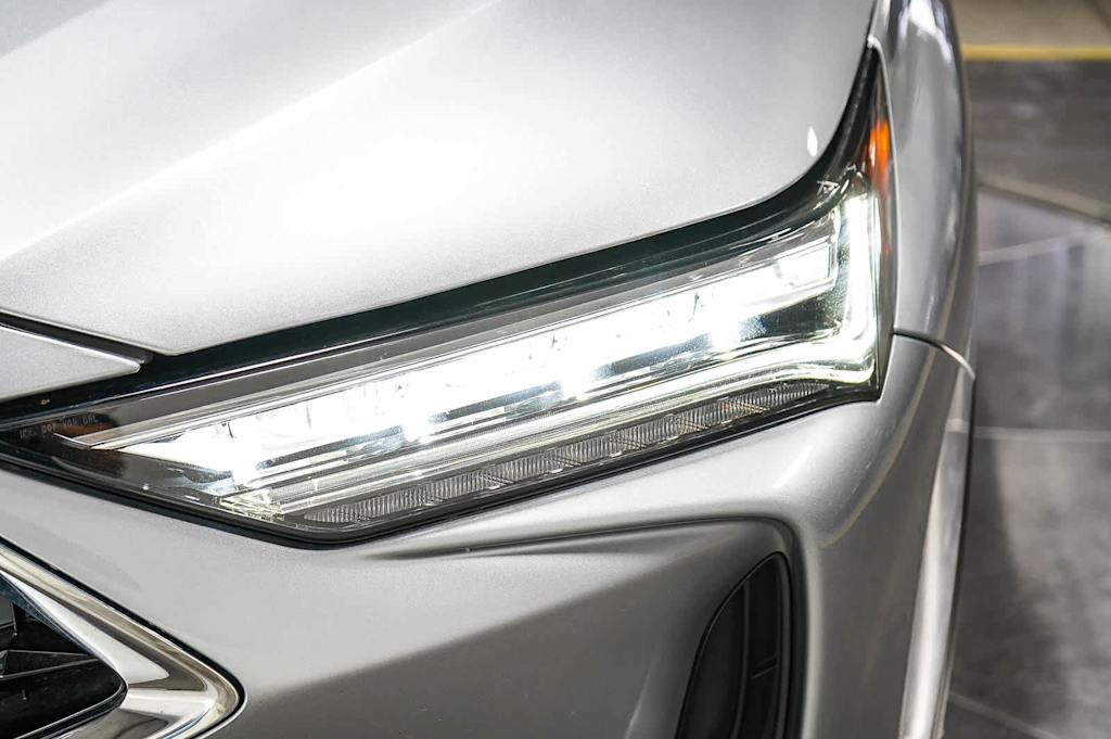 Thumbnail: 2023 Acura MDX - 21