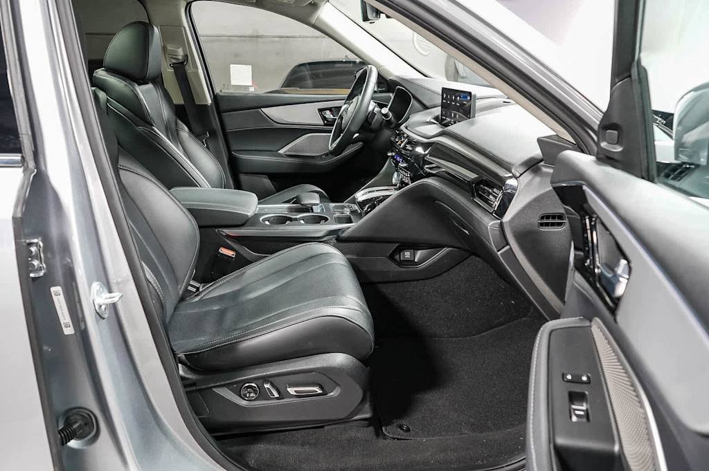 Thumbnail: 2023 Acura MDX - 10