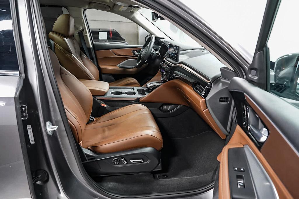 Thumbnail: 2025 Acura MDX - 10