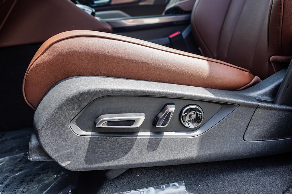 Thumbnail: 2026 Acura MDX - 26